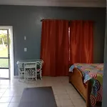 Surfers Manor Motel