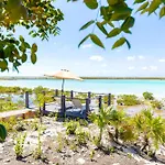 New Tropical Waterfront Cooper Jack Bay Villas