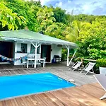 Case Coco Pointe Batterie. Piscine, Vue Mer, 4 P.