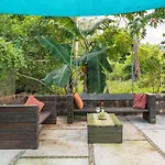 Garden Apartment-Beach-5Min Drive, 1 Hr Montego Bay, 25 Mins Ocho Rios, Welcome Breakfast Basket