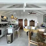 Maison De Camille