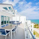 Rum Point Resort 504 Penthouse