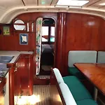 Private Yacht, Day Sail And Houseboat