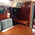 Private Yacht, Day Sail And Houseboat