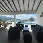 Villa 4 Etoiles Le Roc De Malendure