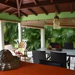 Gite D\'Arles Bungalow \