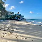 Enjoy Sunsets At Fully Equipped Condo At The Beach