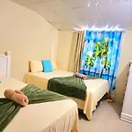 Travelholics Getaways