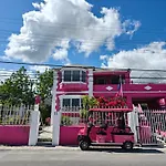 Da Pink And White Palace