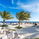 Baoase Luxury Resort