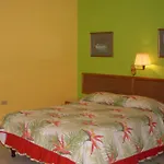 Coral Cove Marina Hotel