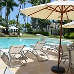 Aligio Beachfront Paradise