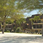 The Islands Club