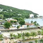 Ambleside & Turtle Beach Towers