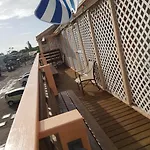 Hibiscus Inn Hotel