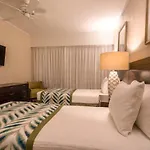 Casa Del Mar Beach Resort