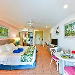 Butterfly Beach Hotel