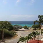 Hector Suites & Beach Hotel