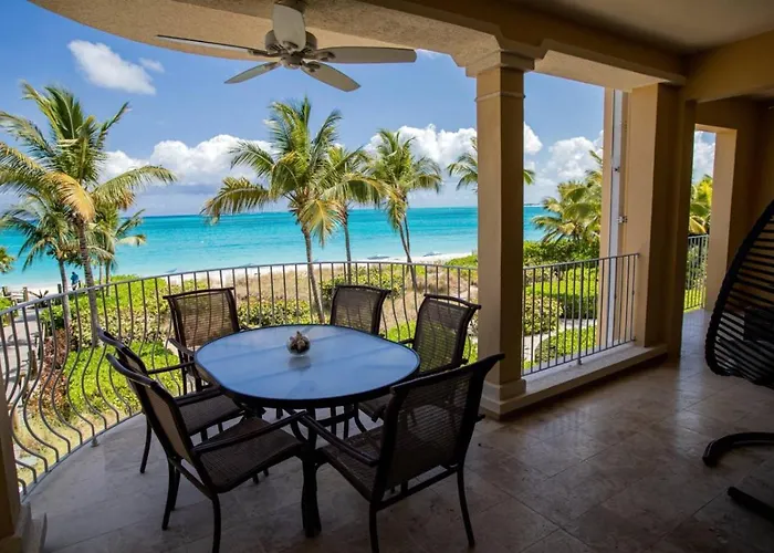Villa Renaissance Unit 205 Grace Bay Beach