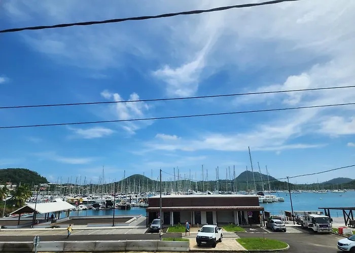 Studio Face A La Mer Au Pied De La Marina