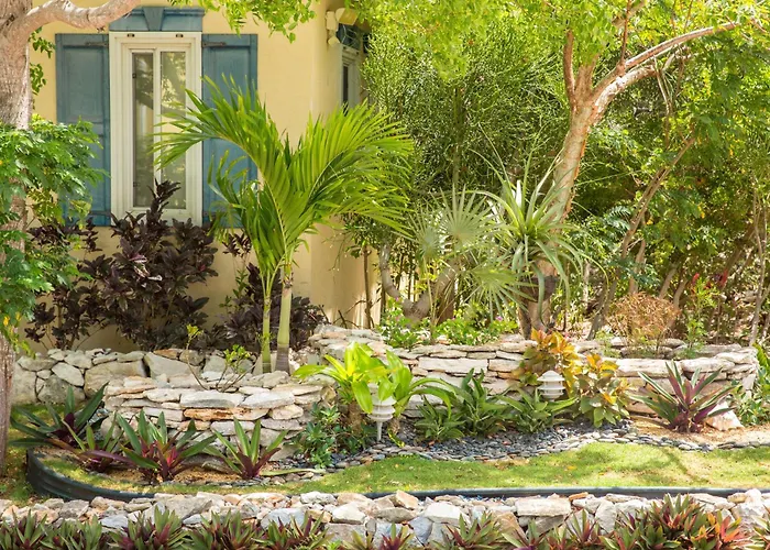 Kokomo Botanical Resort - Caribbean Family Cottages