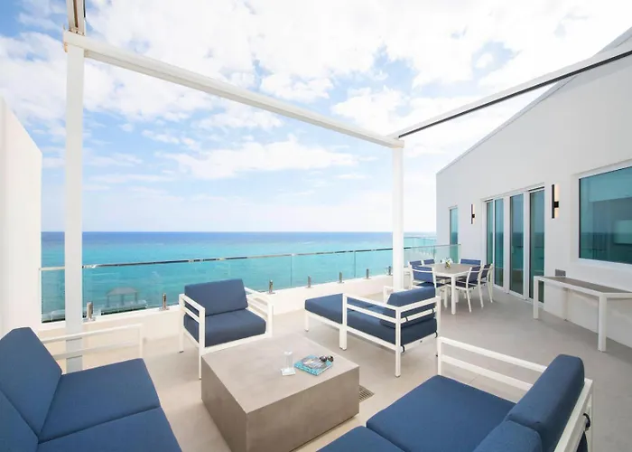 Rum Point Resort 504 Penthouse
