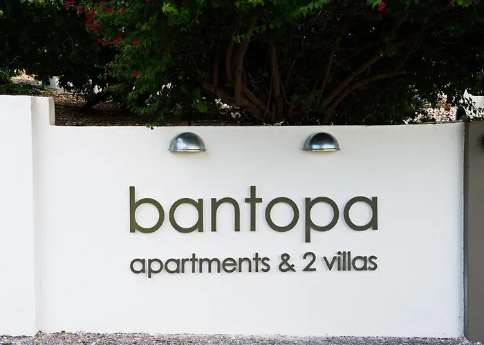 Bantopa Apartments