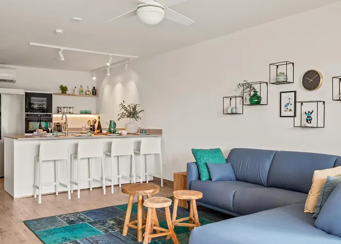 Blue Bay Apartments