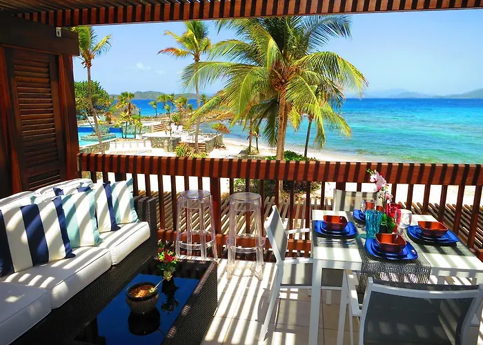 Luxury Beachfront King Suite On Sapphire Beach II