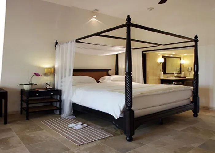 Casa Colonial Beach & Spa