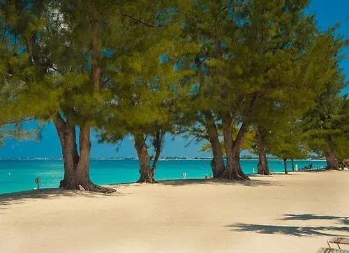 The Islands Club