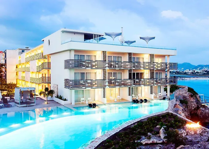 Sonesta Ocean Point Resort (Adults Only)