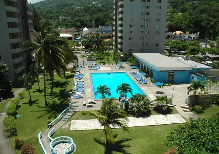 Ambleside & Turtle Beach Towers