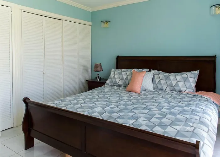 Little Bay Country Club - 1 Bedroom