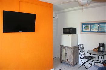 Marbella Villa Cowell Battery