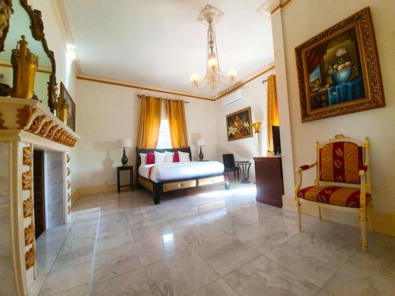 Ocean West Boutique Hotel 3*