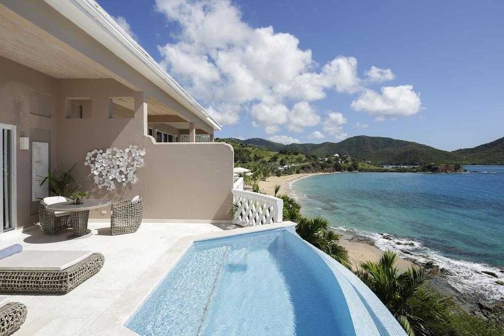 Curtain Bluff