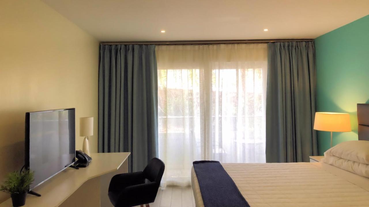 Quints Travelers Hotel Willemstad