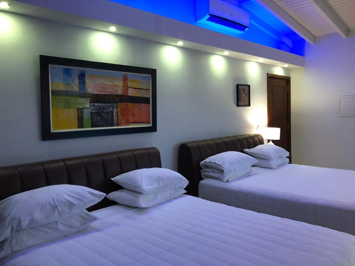 Quints Travelers 3* Willemstad
