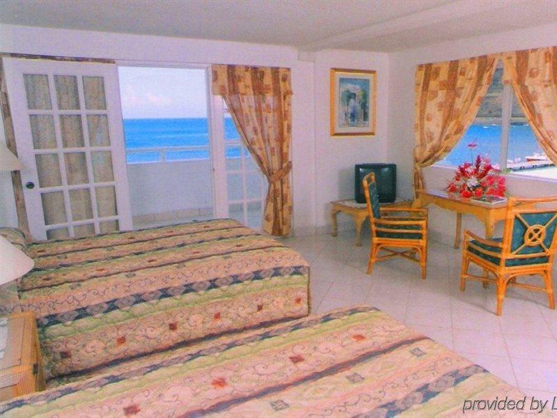 The Downtown 3* Soufrière