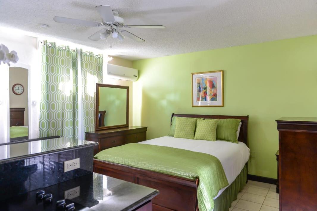 Aparthotel 10