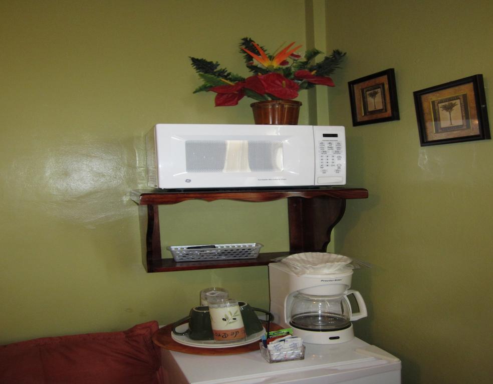 Narakiel's Guest house Roseau