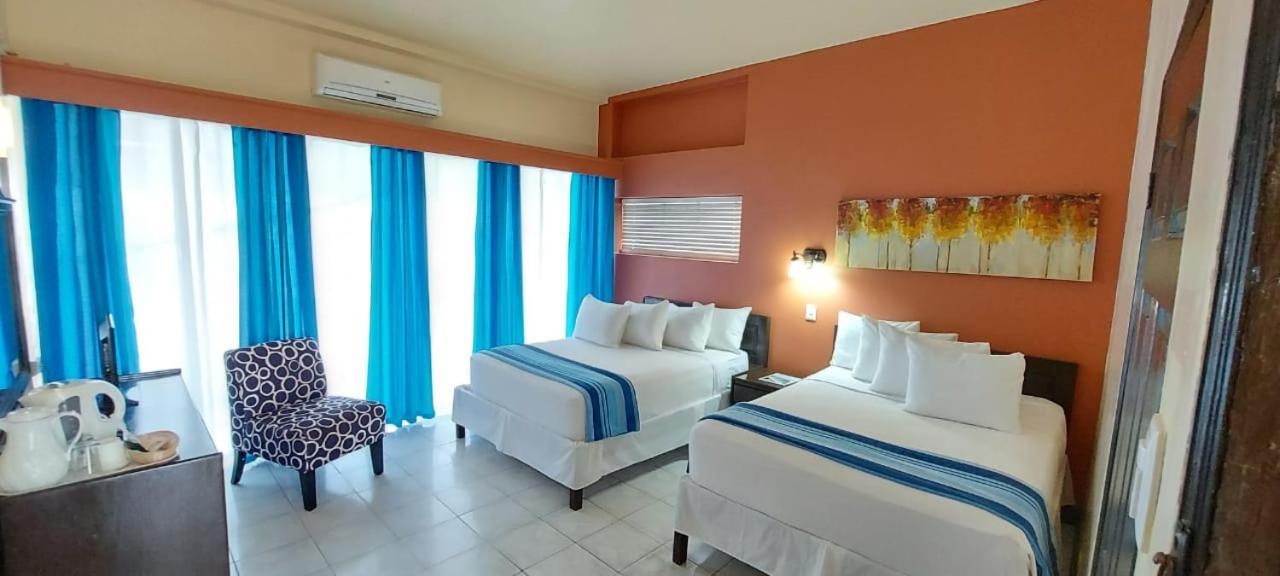 Hotel Tropikist And 3*