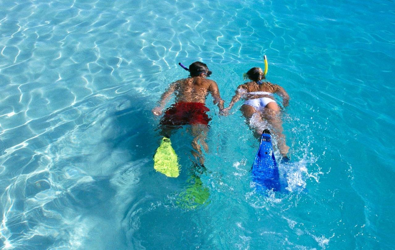 Windsong On The Reef Resort