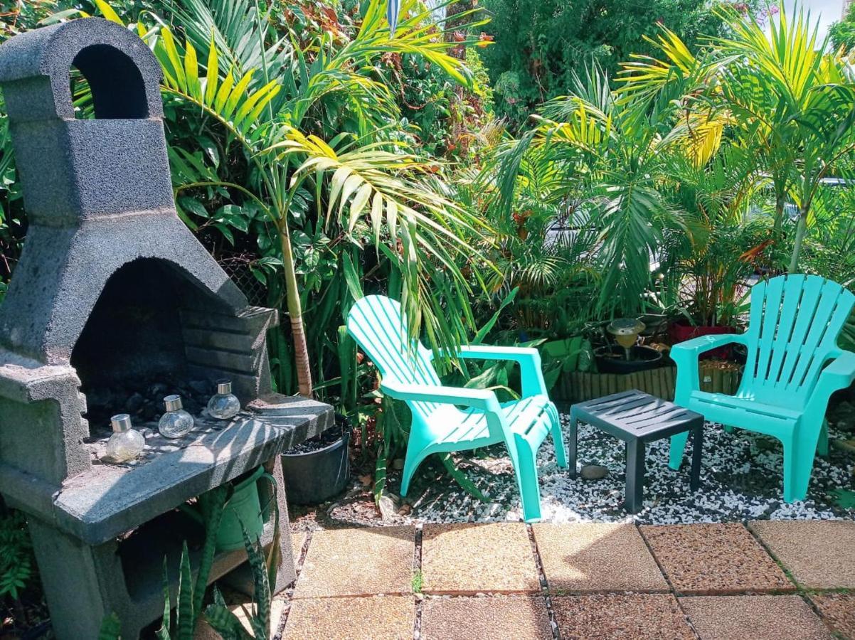Guest house Eden Rock 3*