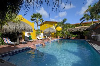Yacht Club Aparthotel Bonaire