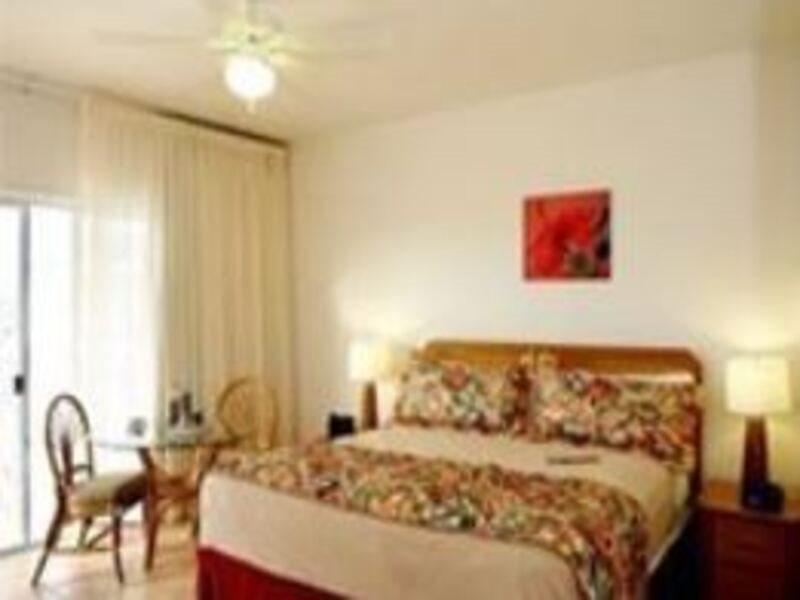 Sibonne Beach Hotel Grace Bay