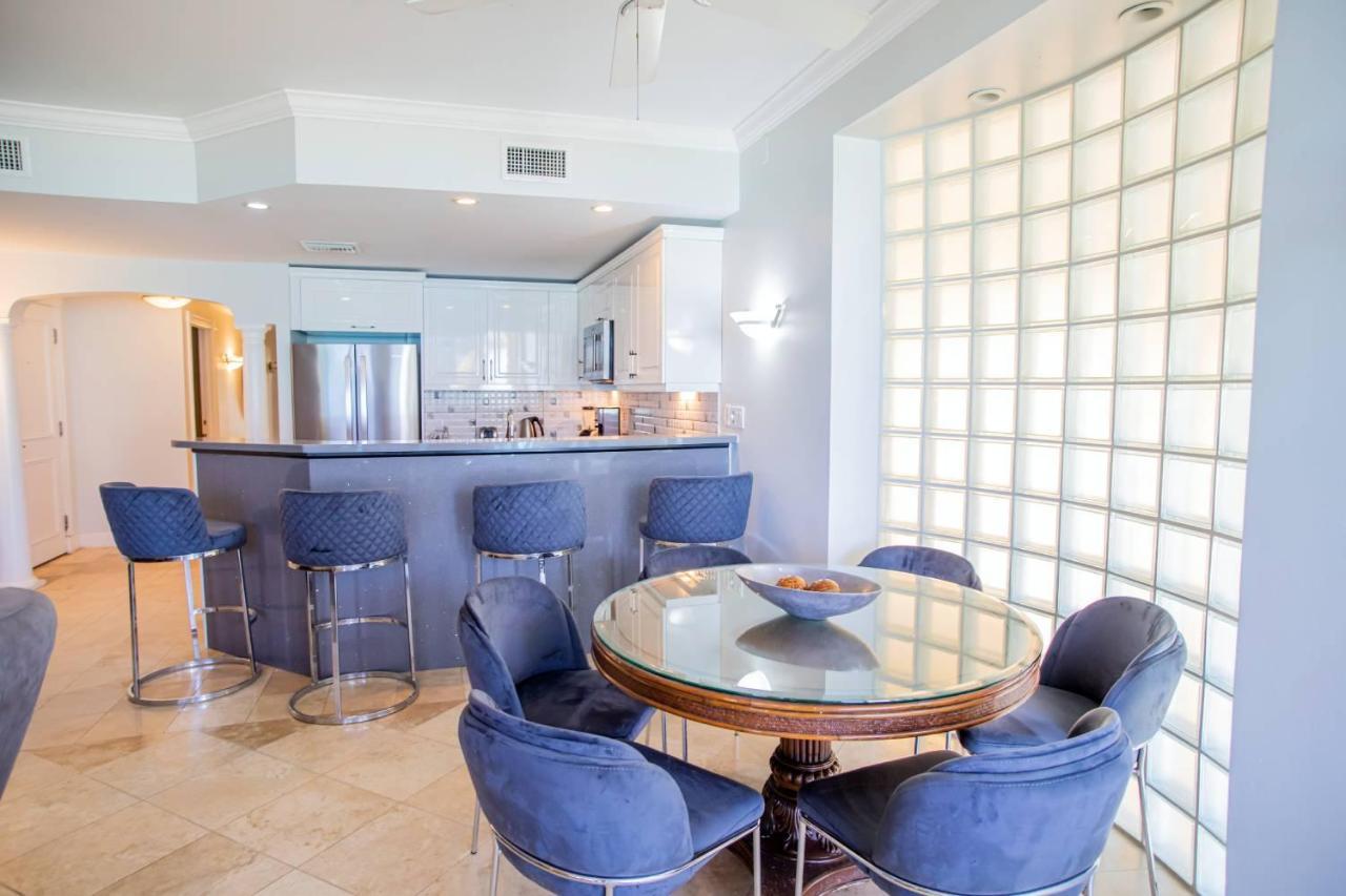 Renaissance Unit 205 * Grace Bay