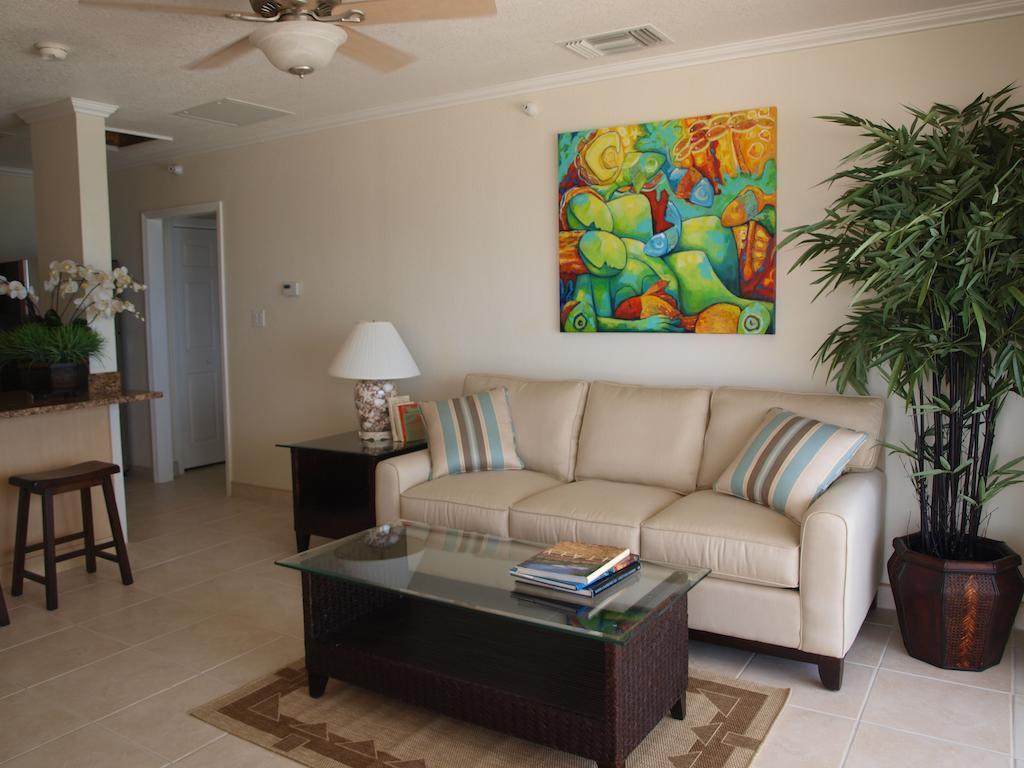 The Riviera, Grand Cayman Hotel George Town