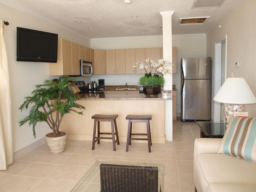 The Riviera, Grand Cayman 3*